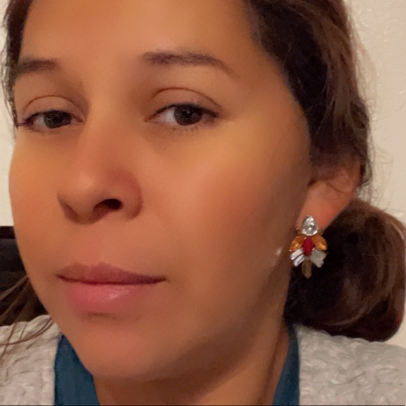 🔲Delicate Crystal Multi-Color stud earrings 🔲 - Picture 2 of 4